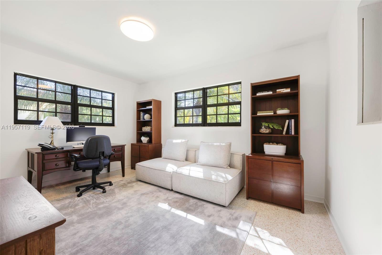 CORAL GABLES RIVIERA SEC - Residential
