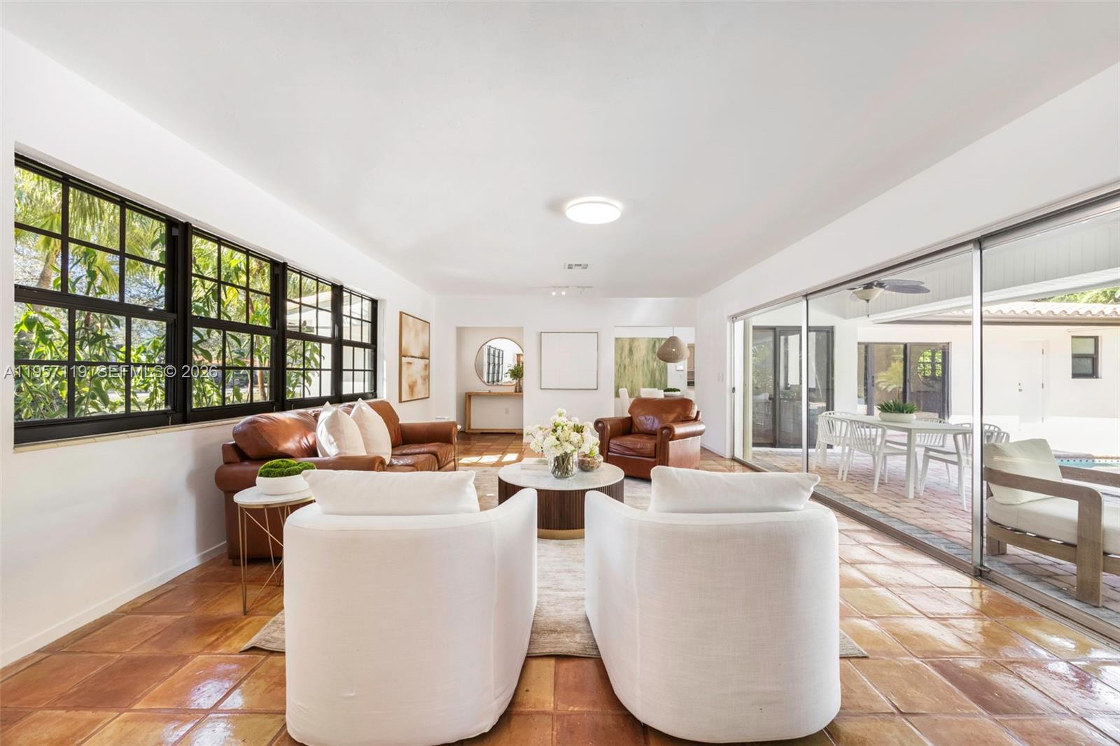 CORAL GABLES RIVIERA SEC - Residential