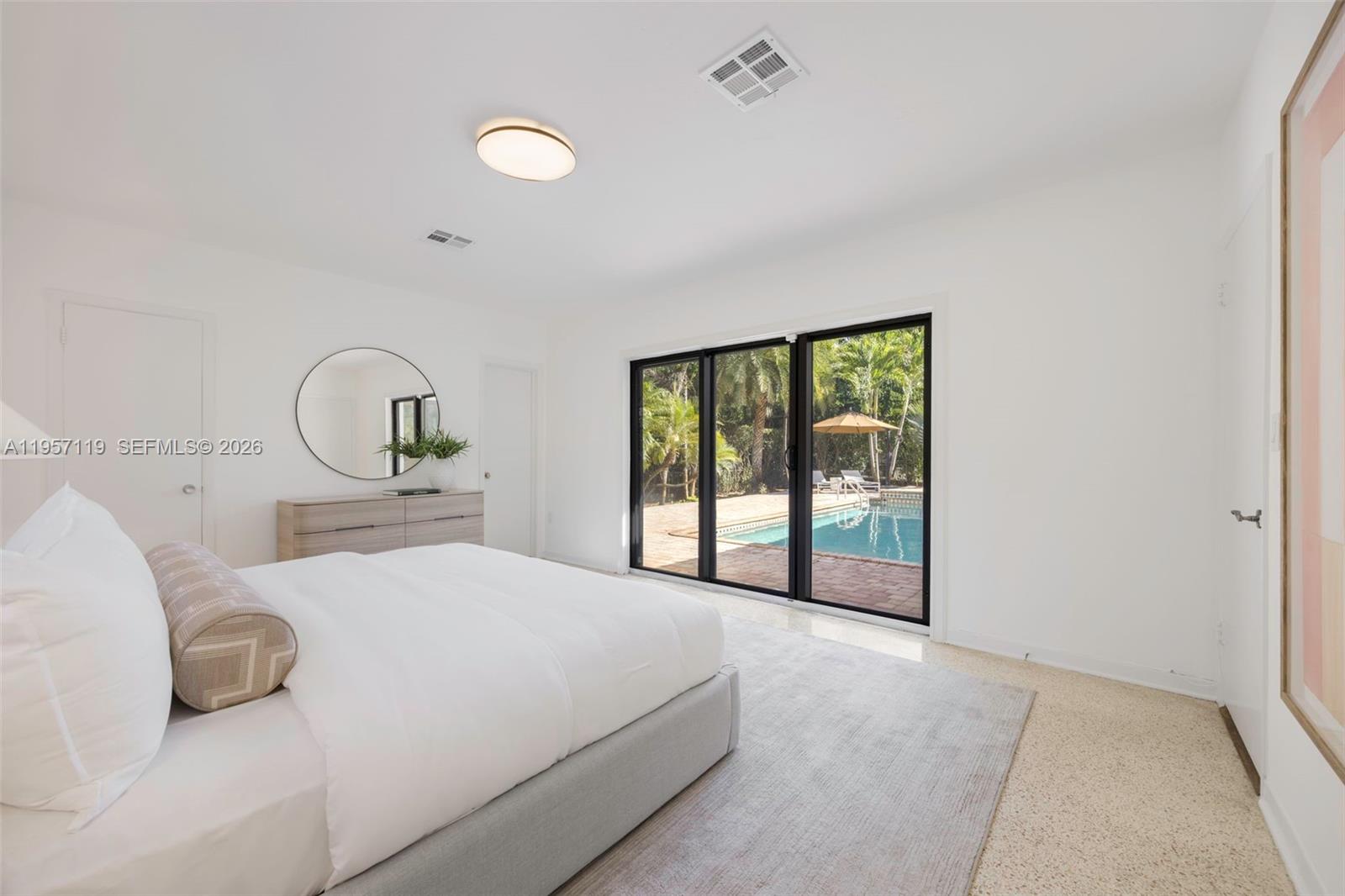 CORAL GABLES RIVIERA SEC - Residential