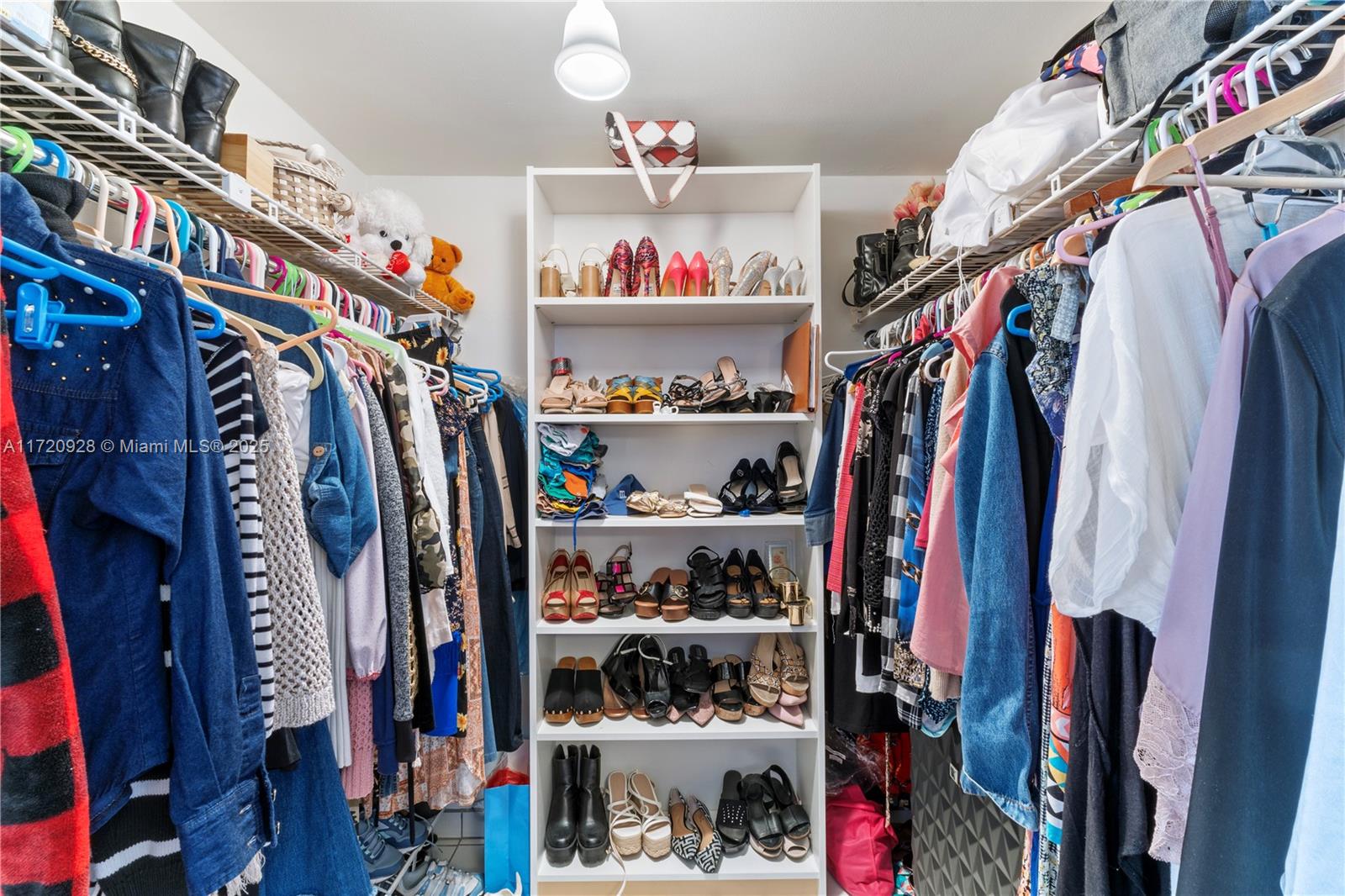 SOMERSET NO EIGHT CONDO - Residential