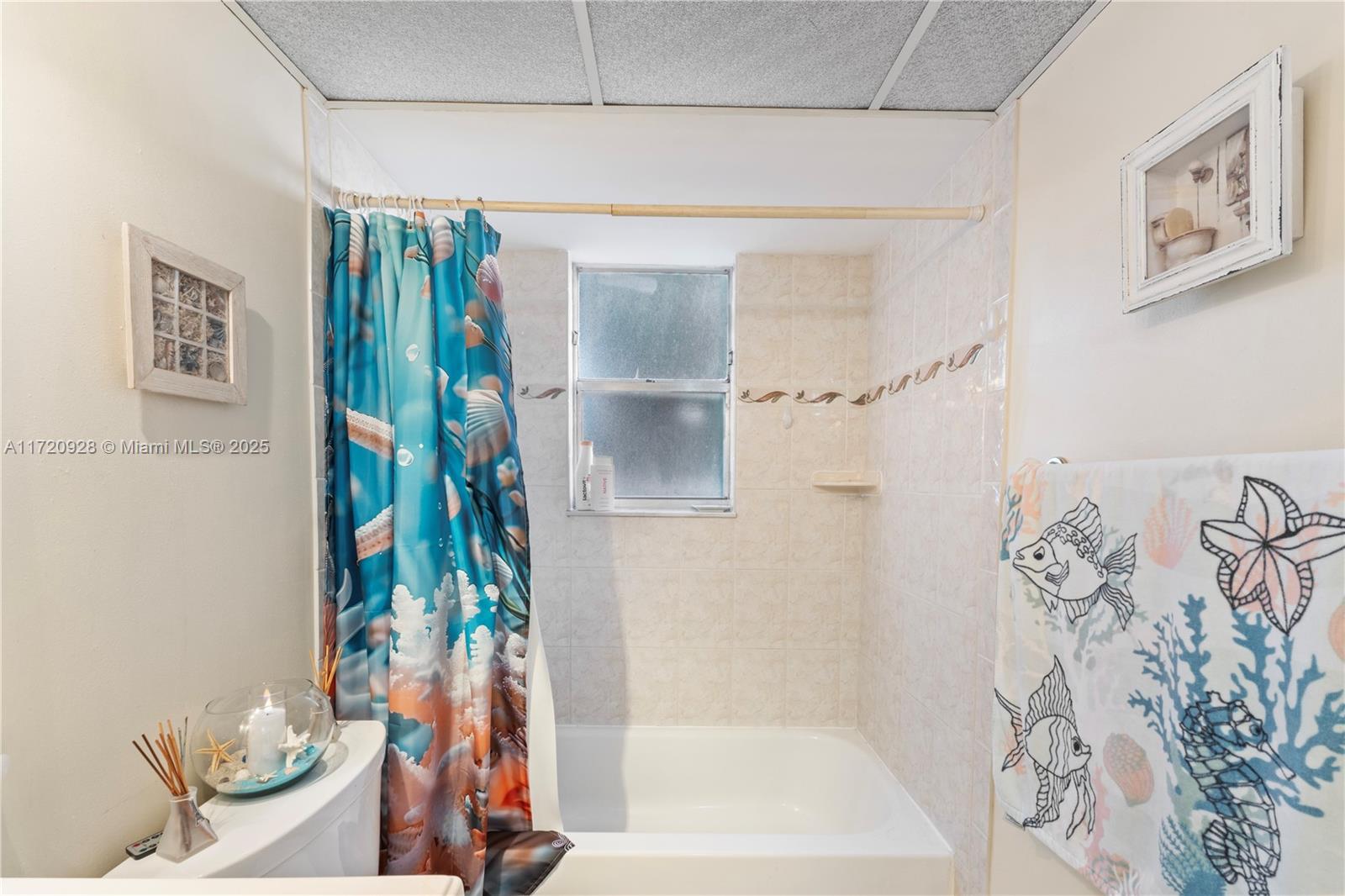 SOMERSET NO EIGHT CONDO - Residential