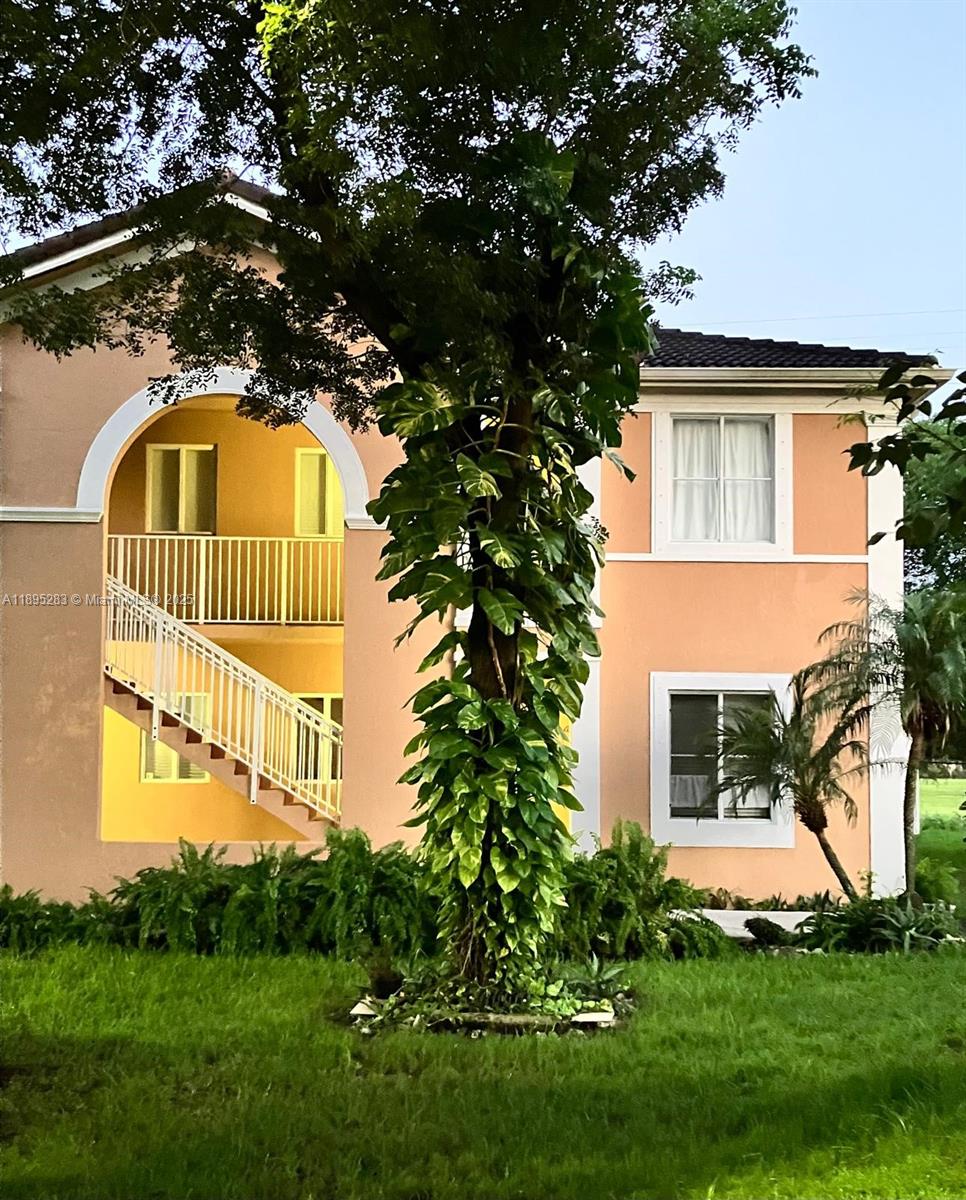 SHOMA HOMES AT COUNTRY CL - Residential Lease