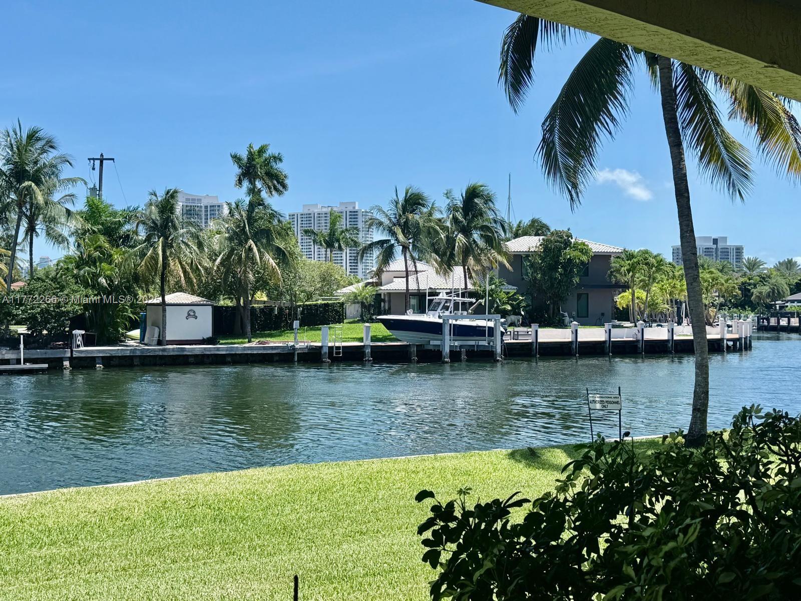 HALLANDALE BEACH PRIVATE - Residential