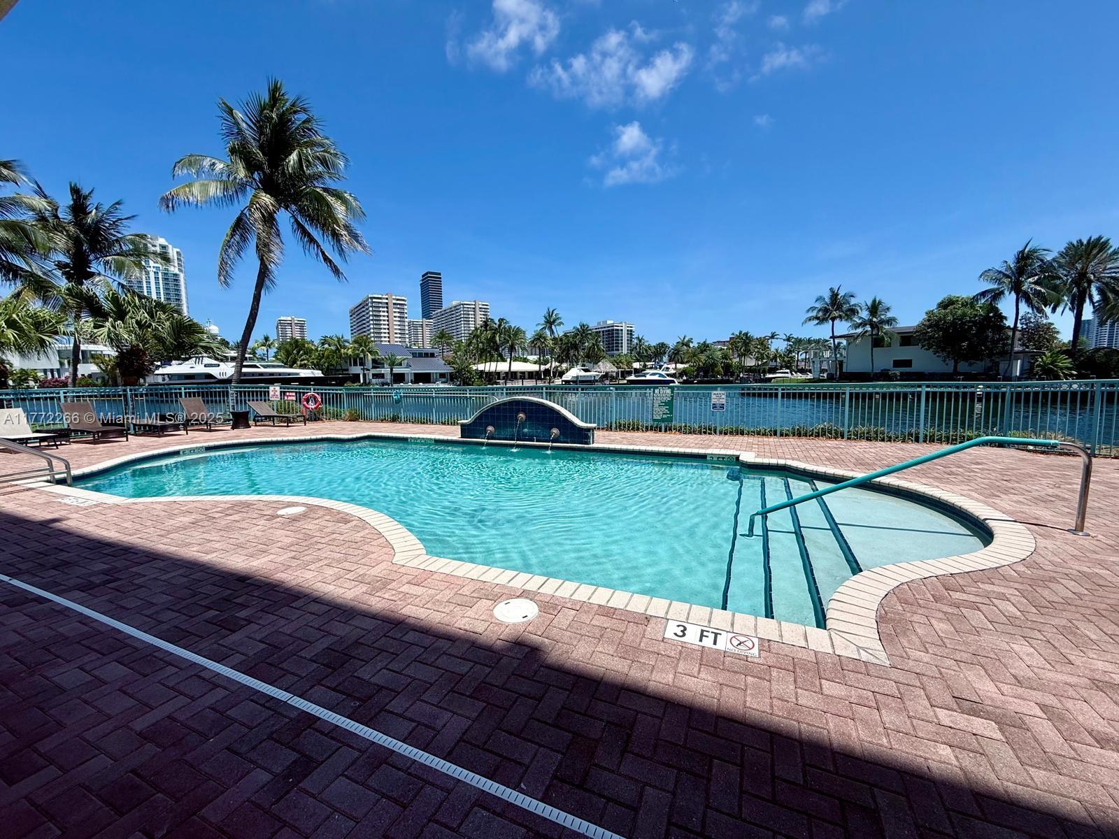 HALLANDALE BEACH PRIVATE - Residential