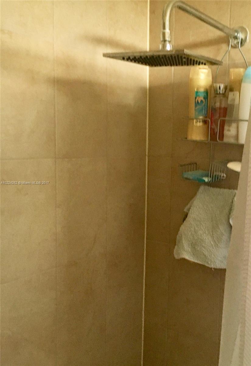 Martinique/Oasis - Residential Lease