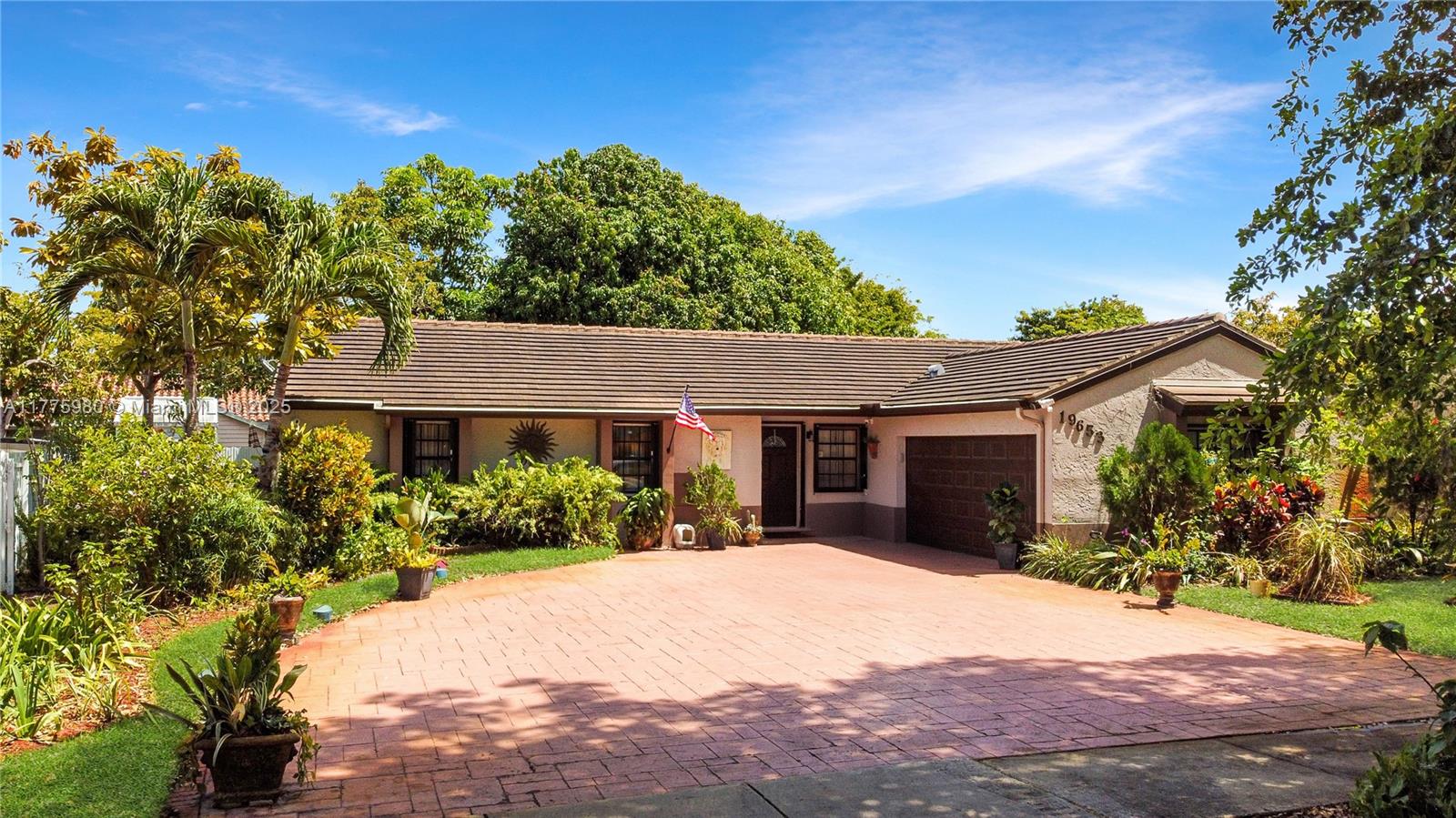 Property for Sale at 19653 Nw 62nd Pl, Hialeah, Miami-Dade County, Florida - Bedrooms: 3 
Bathrooms: 2  - $665,000