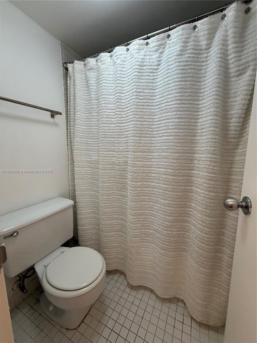 9500 OCEANS CONDO - Residential Lease