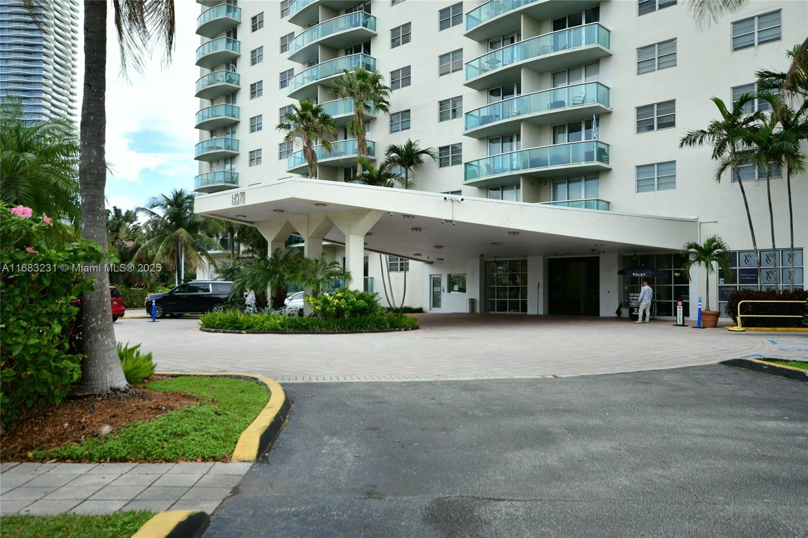OCEAN RESERVE CONDO - Residential Lease