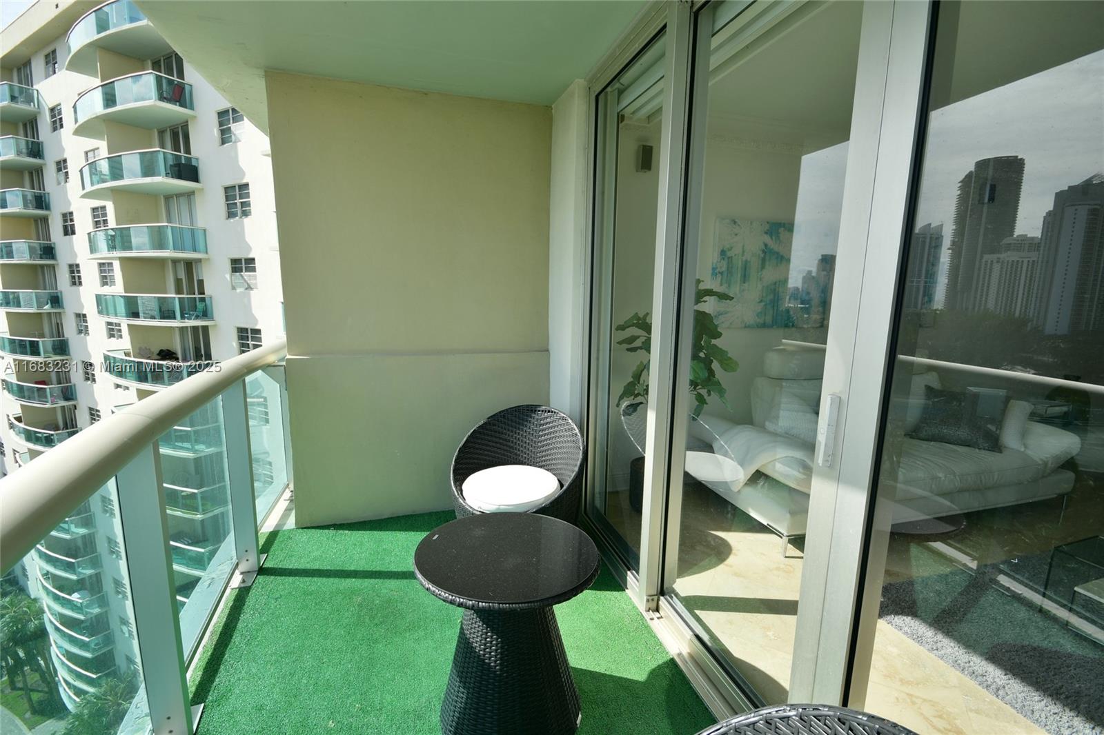 OCEAN RESERVE CONDO - Residential Lease