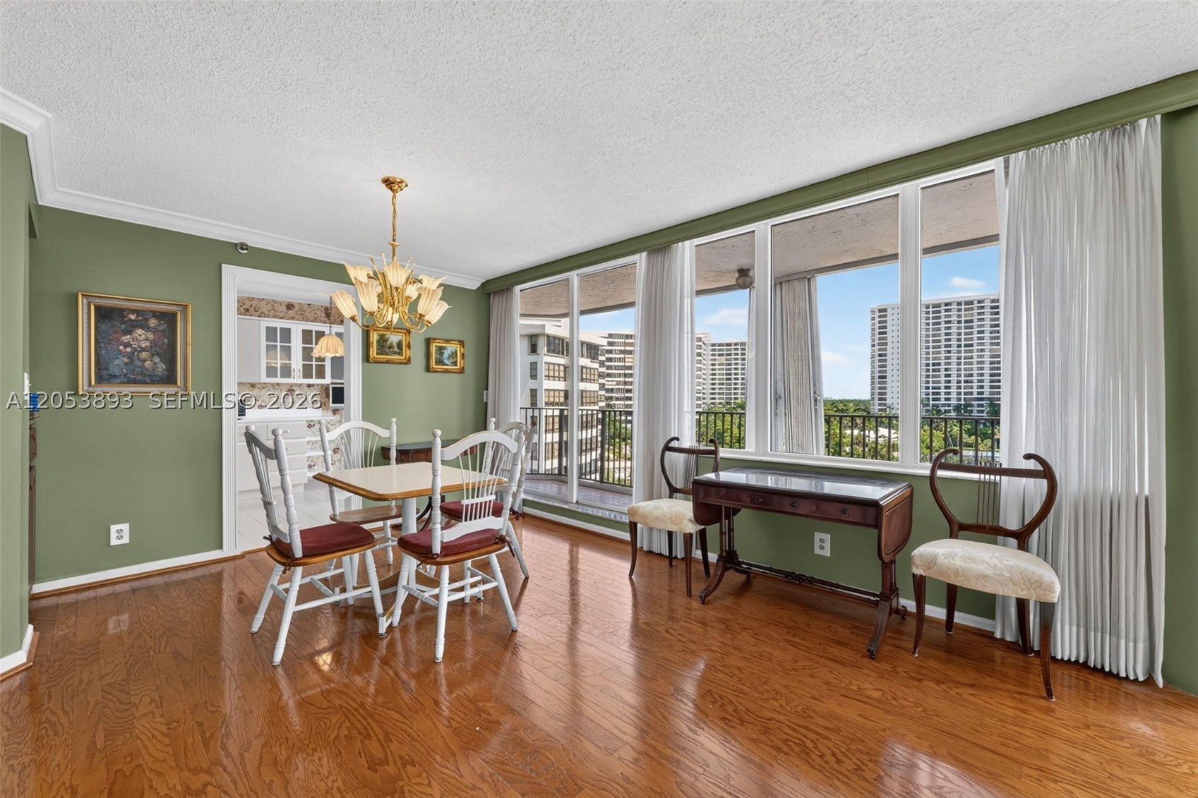 300 Three Islands Blvd 207