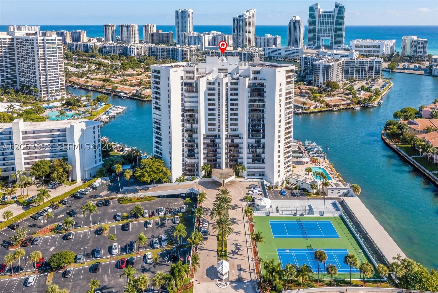300 Three Islands Blvd