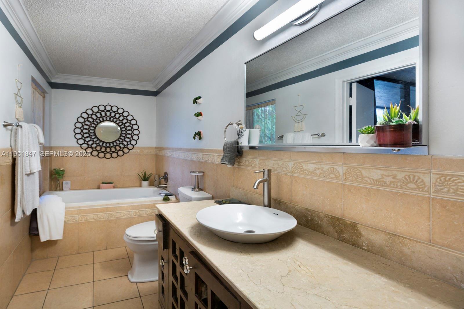 TOWNHOUSES OF THE CALIF C - Residential