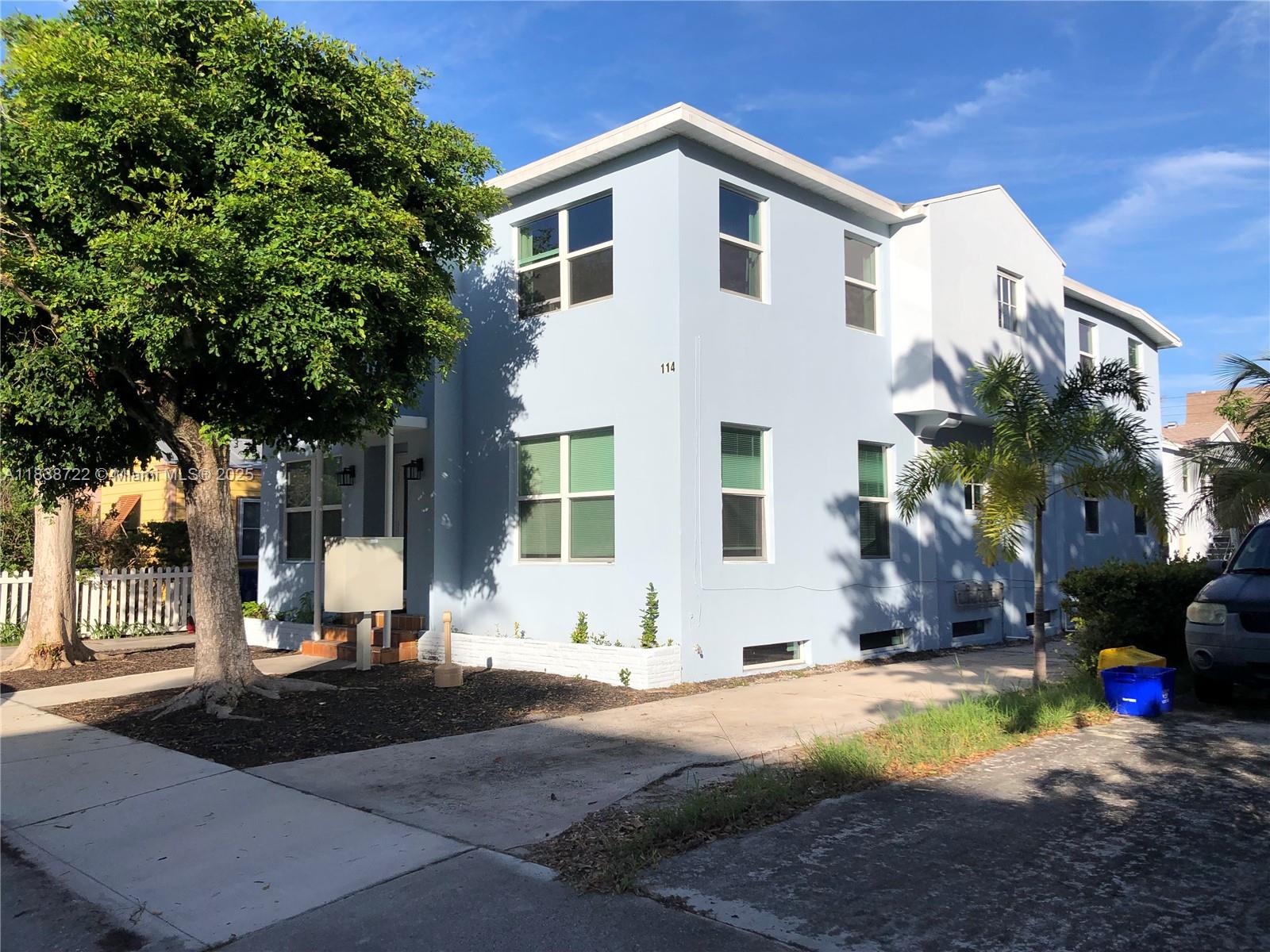 Charming 1 bedroom apartment steps from Lake Avenue, downtown Lake Worth Beach and Bryant Park. 1st floor corner unit with lots of windows, new flooring, plenty of storage space, stainless steel appliances, washer and dryer on site plus garden area. Great for 1-2 people, water included, secure building. Small pets considered with deposit - non-aggressive dog breeds only. TENANT MUST PROVIDE 1st month, last month, 1 month security plus background check, credit score 650 or higher, proof of income and you can move right in! Available August 1.