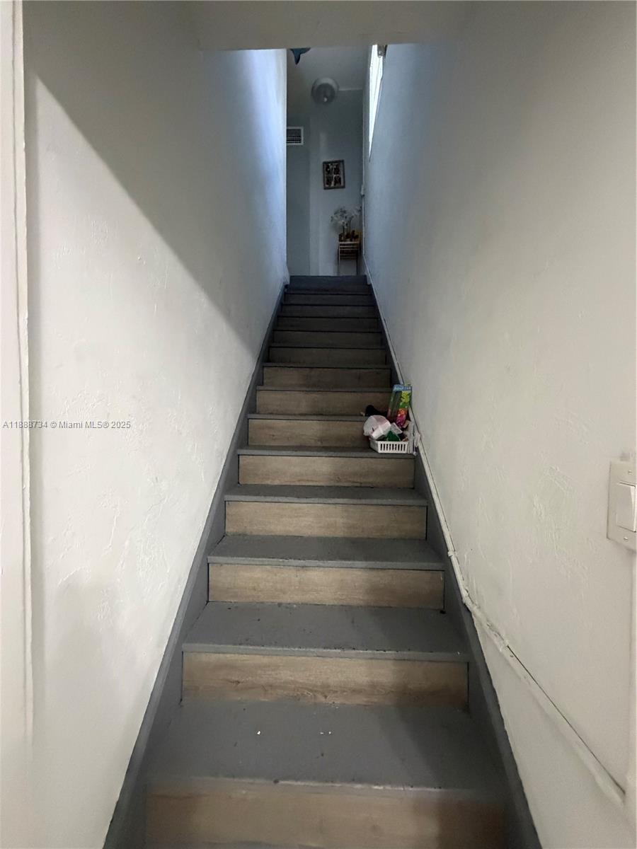 LEFLER & JONES PROP - Residential