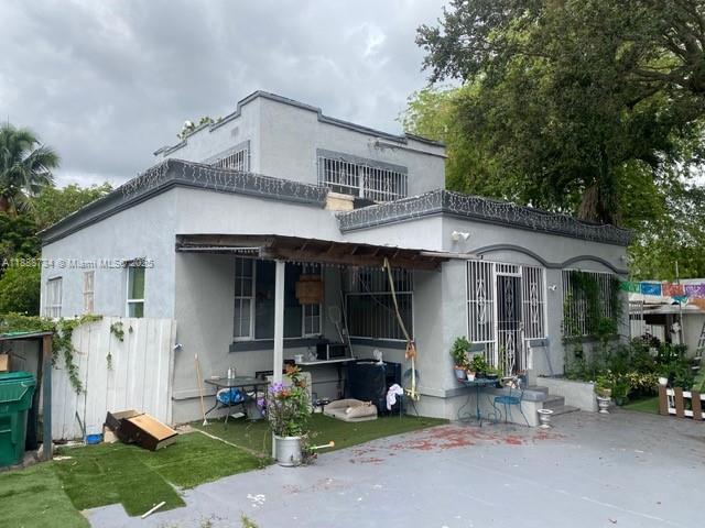 LEFLER & JONES PROP - Residential