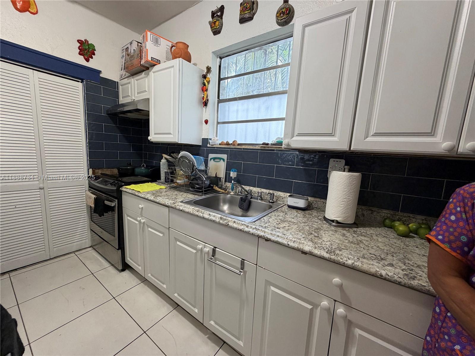 LEFLER & JONES PROP - Residential