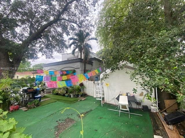 LEFLER & JONES PROP - Residential