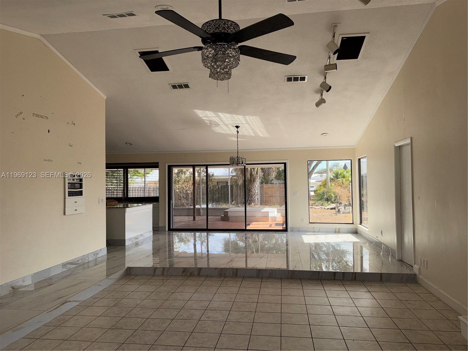 PORT ST LUCIE SECTION 10 - Residential