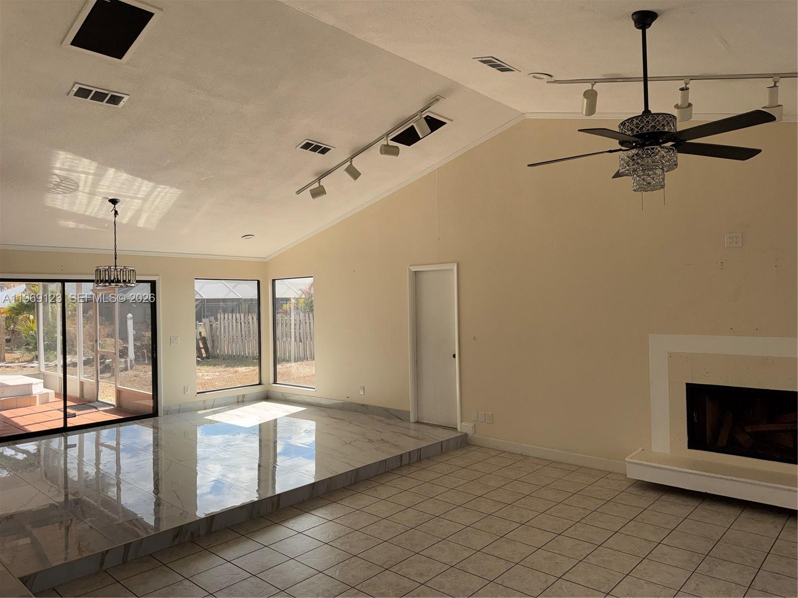 PORT ST LUCIE SECTION 10 - Residential