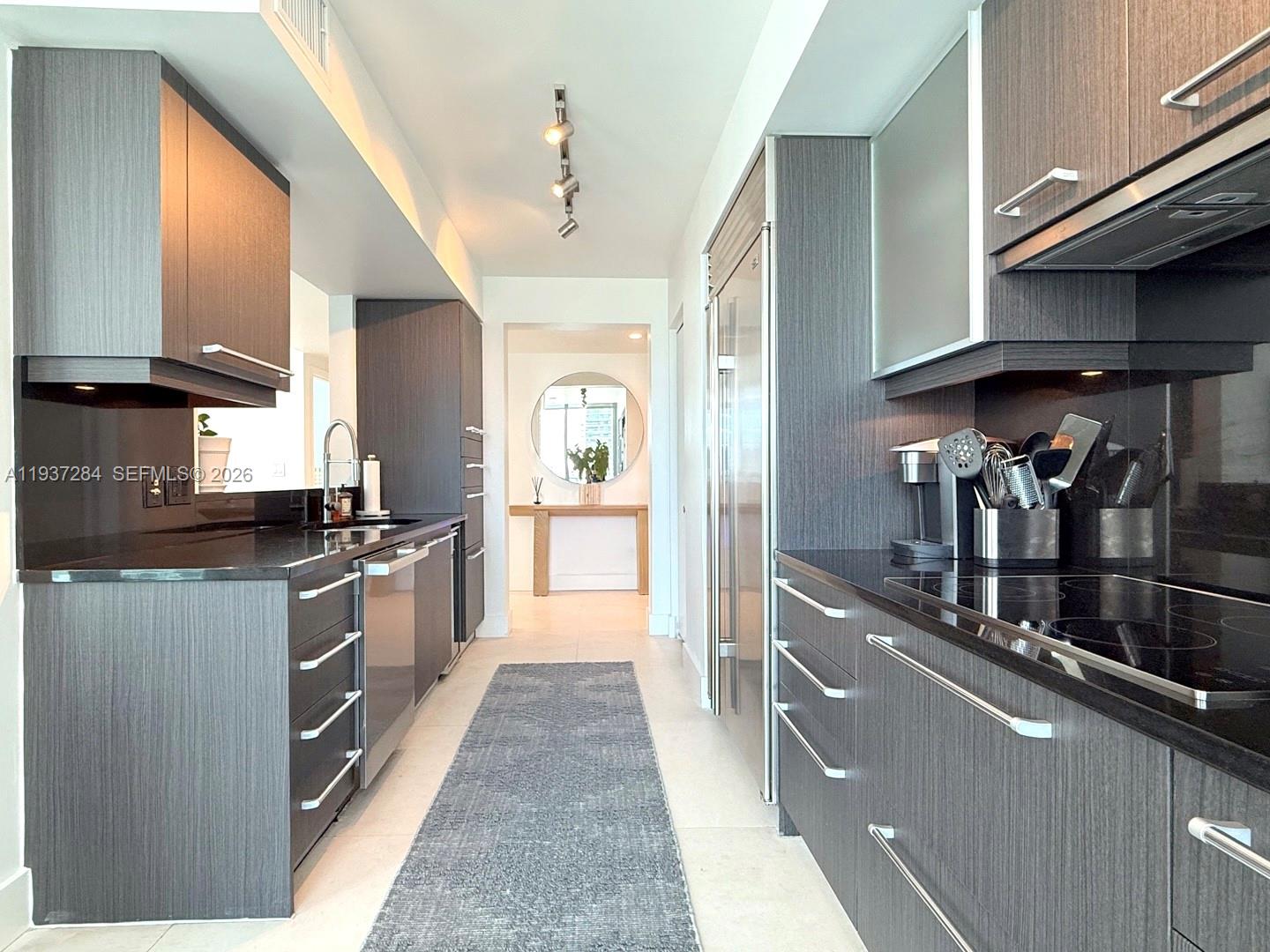 JADE RESIDENCES AT BRICKE - Residential