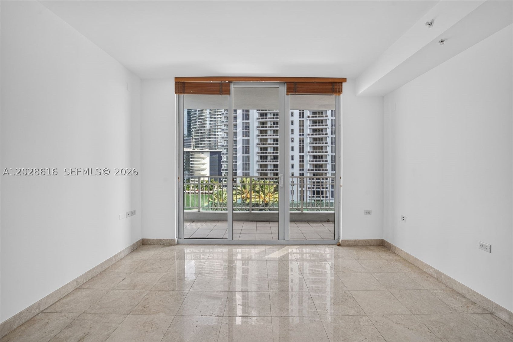 801 Brickell Key Blvd 906