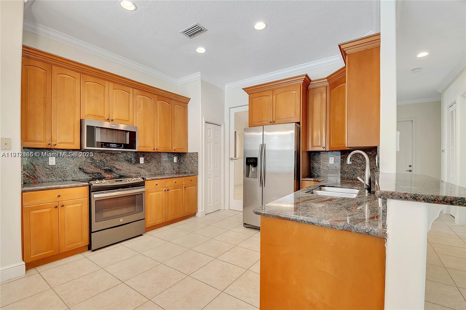 GROVES AT OLD CUTLER - Residential Lease