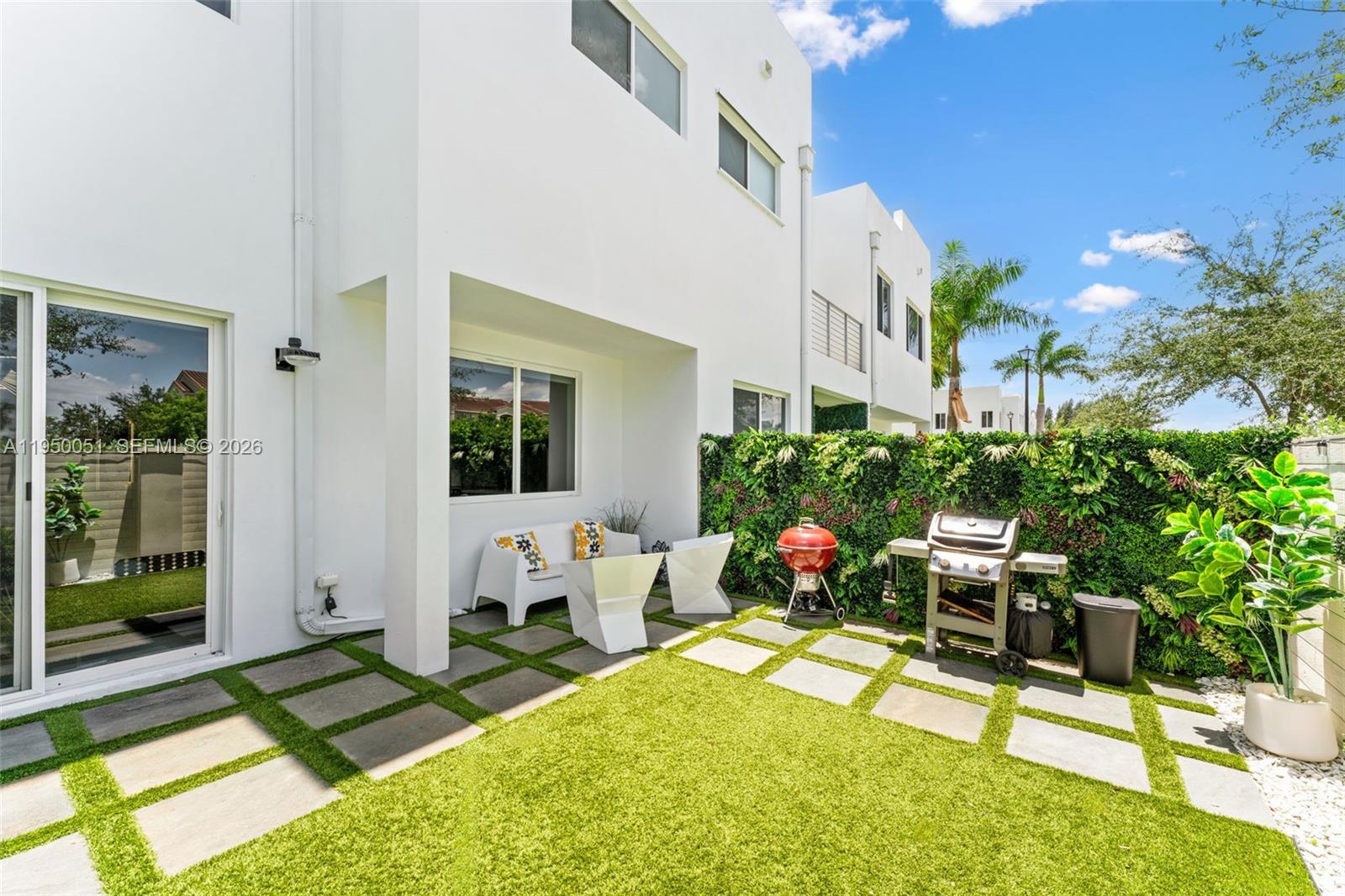 DORAL PALMS NORTH - Residential