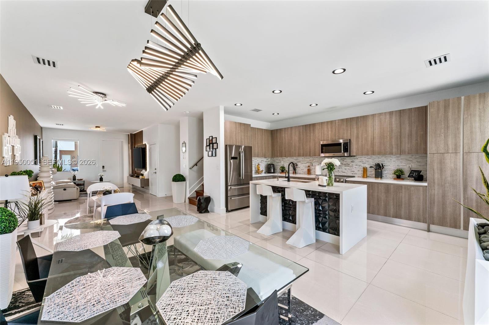 DORAL PALMS NORTH - Residential