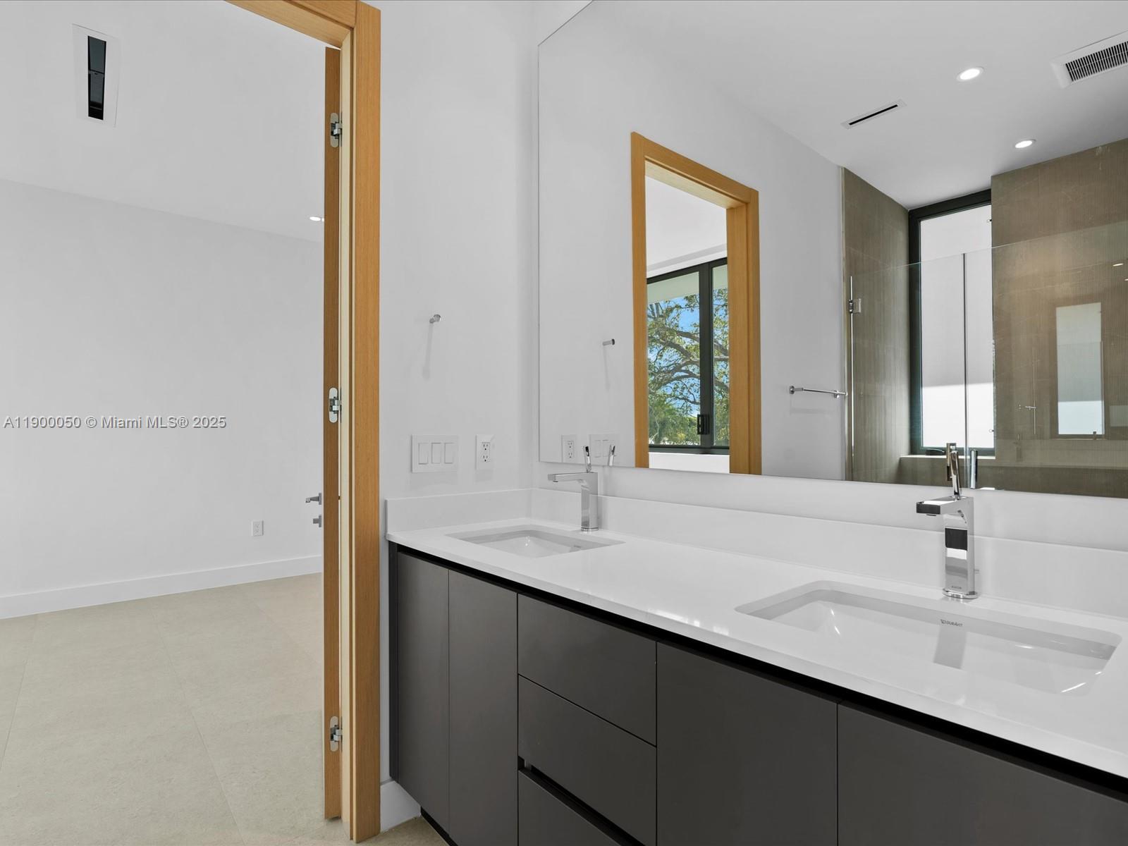 RE-PLAT OF TRACK C MIAMI - Residential