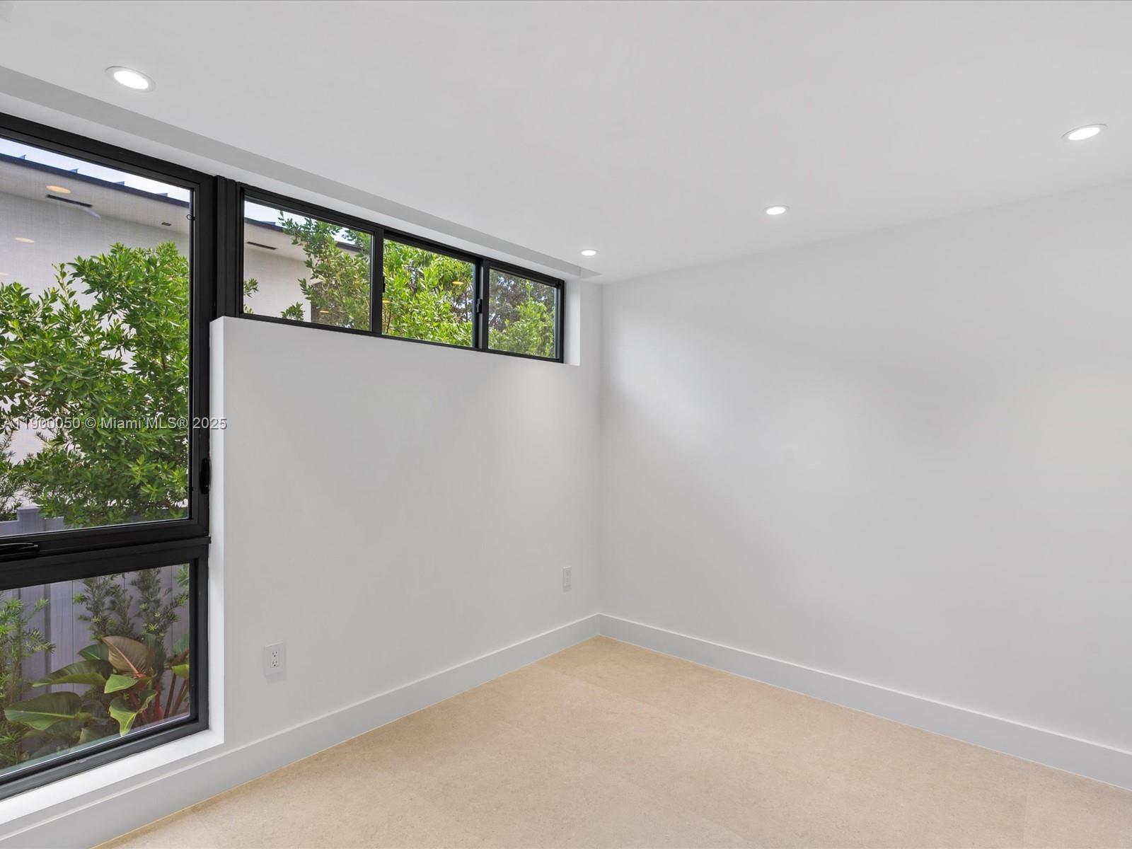 RE-PLAT OF TRACK C MIAMI - Residential