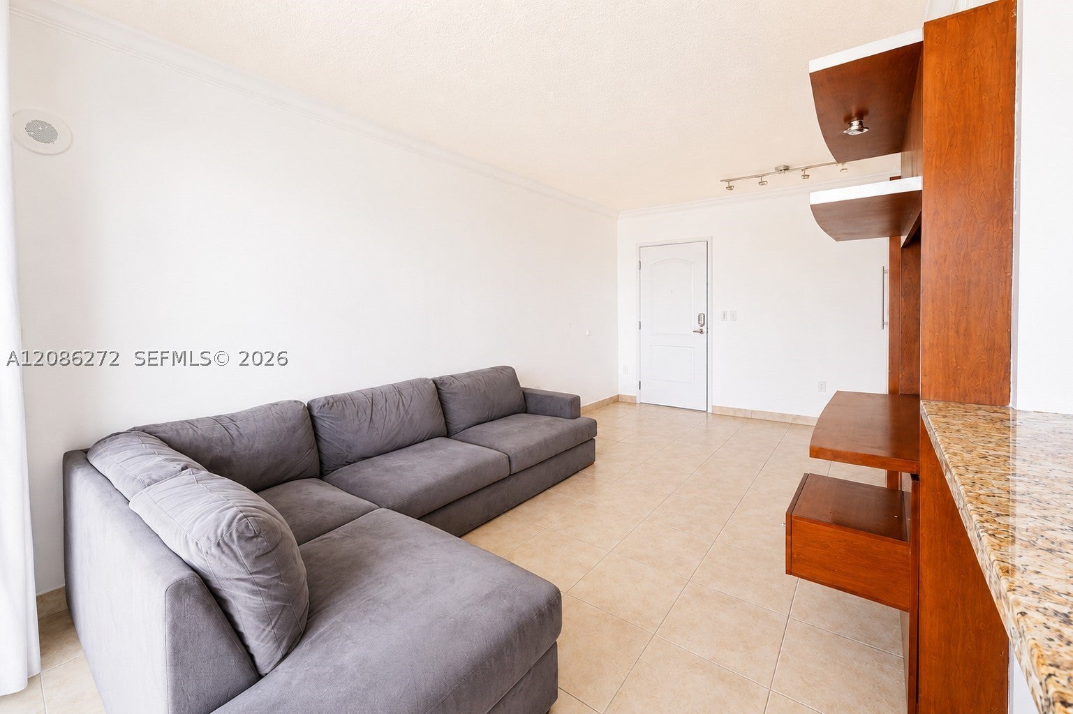 Properties 3 110 Washington Ave 1802