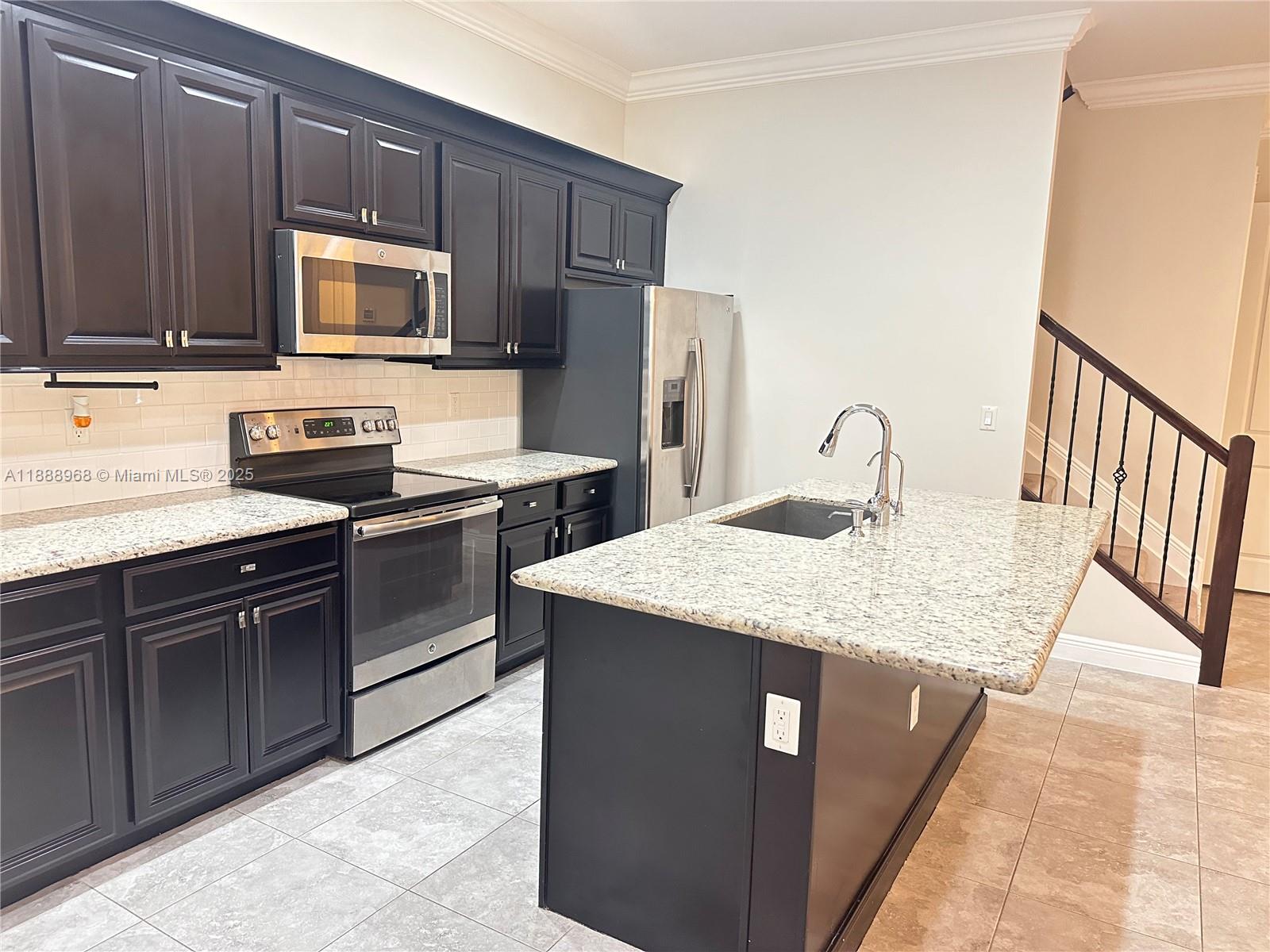 PEMBROKE FALLS-PHASE 1 - Residential Lease