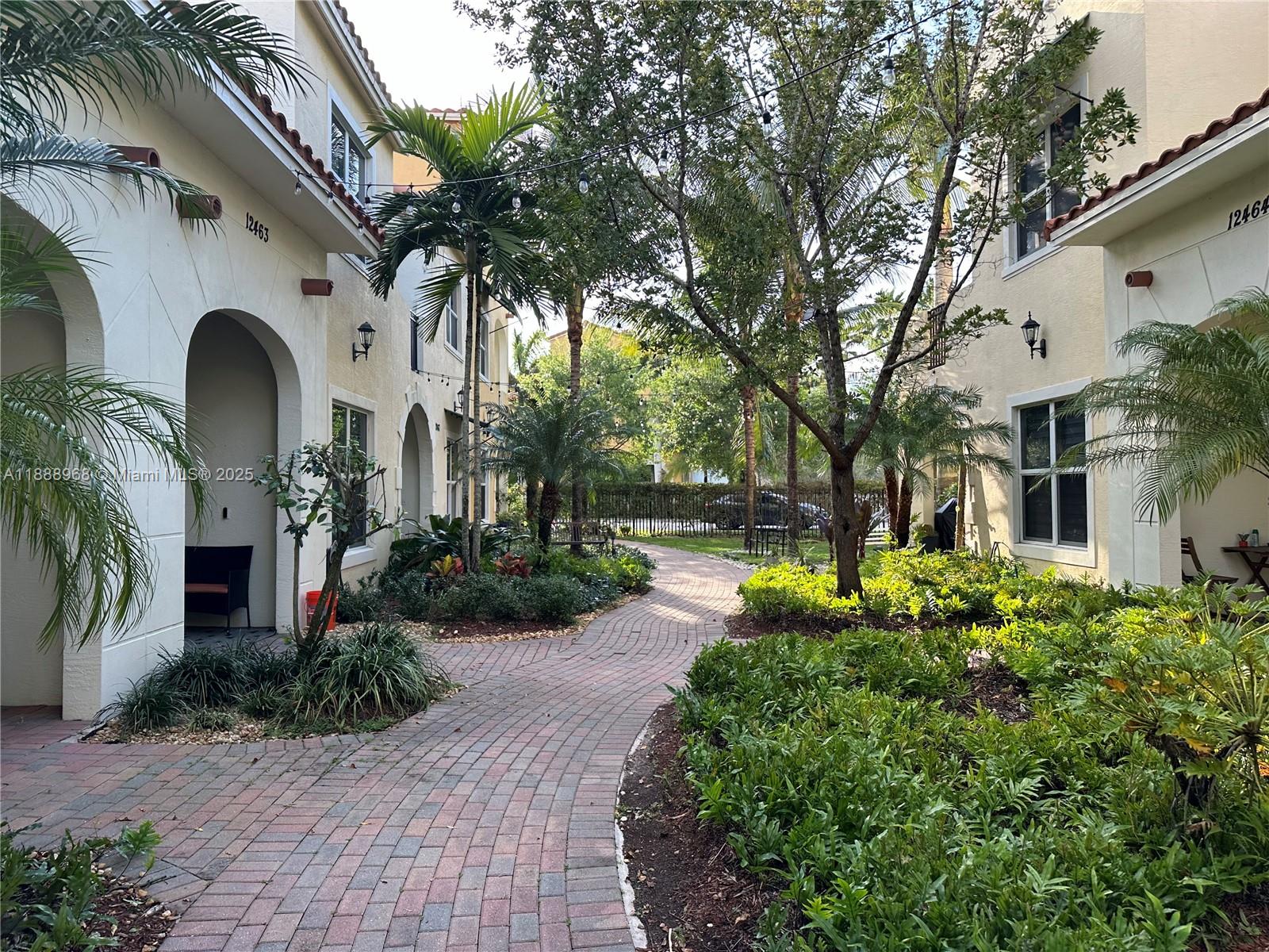 PEMBROKE FALLS-PHASE 1 - Residential Lease