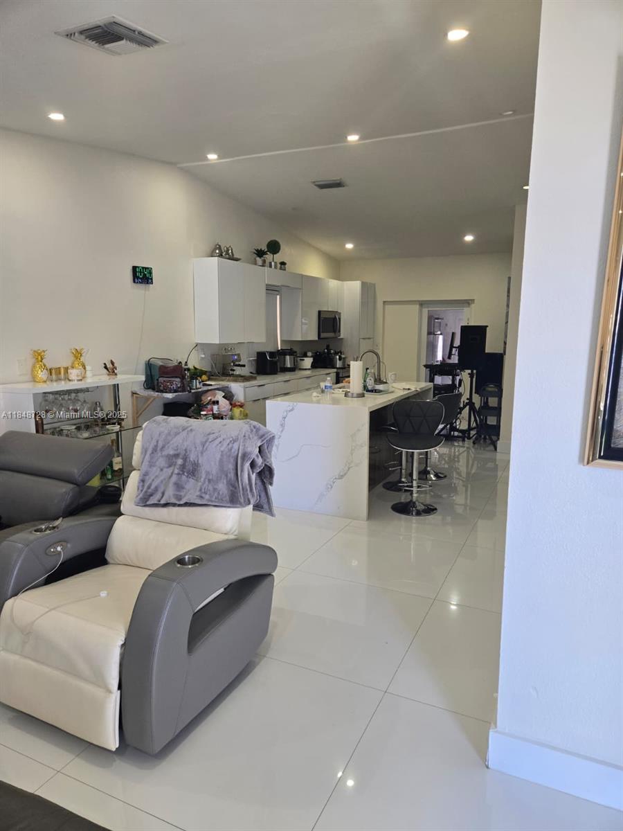 COMFORT VILLAS 1ST ADDN - Residential