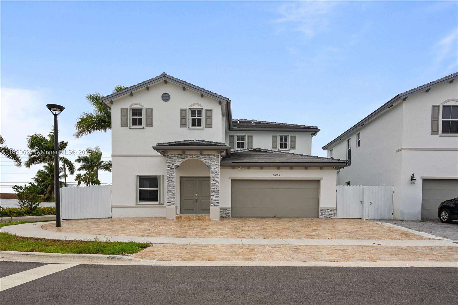 Property for Sale at 21205 Sw 127th Ct, Miami, Broward County, Florida - Bedrooms: 5 
Bathrooms: 4  - $880,000