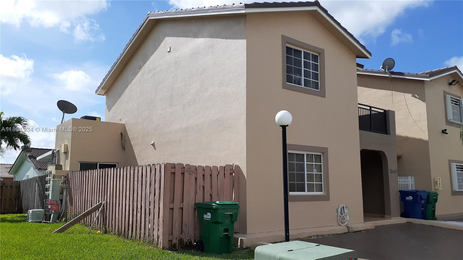 Family-owned property in Hialeah 33015, with parking for three cars, one bedroom and one bathroom on the first level, covered patio with side entrance, very close to Miami Lakes, A+ charter schools available in the area, parks for family enjoyment or training. Highways 826, Turnpike, and I-75 are nearby.