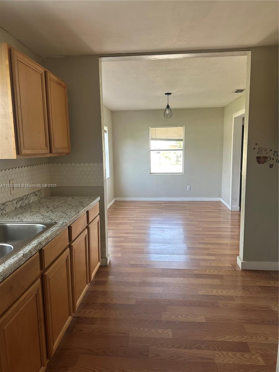 430 E TRINIDAD AVE