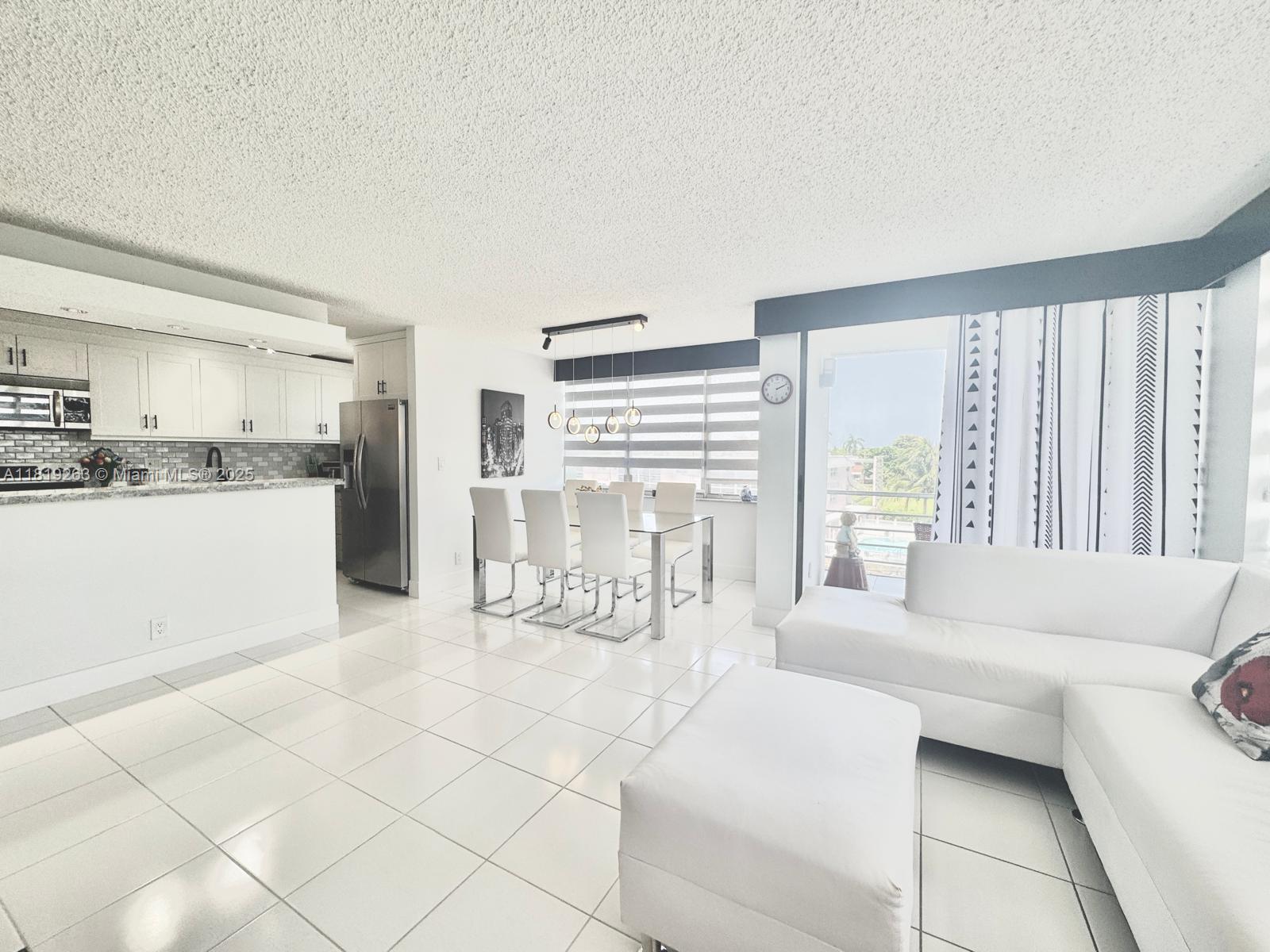 2741 Taft St 410, Hollywood, Broward County, Florida - 2 Bedrooms  
2 Bathrooms - 