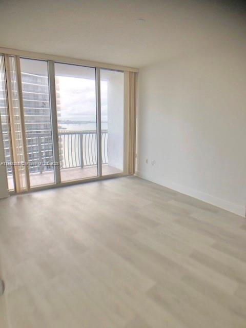1750 N Bayshore Dr 5105