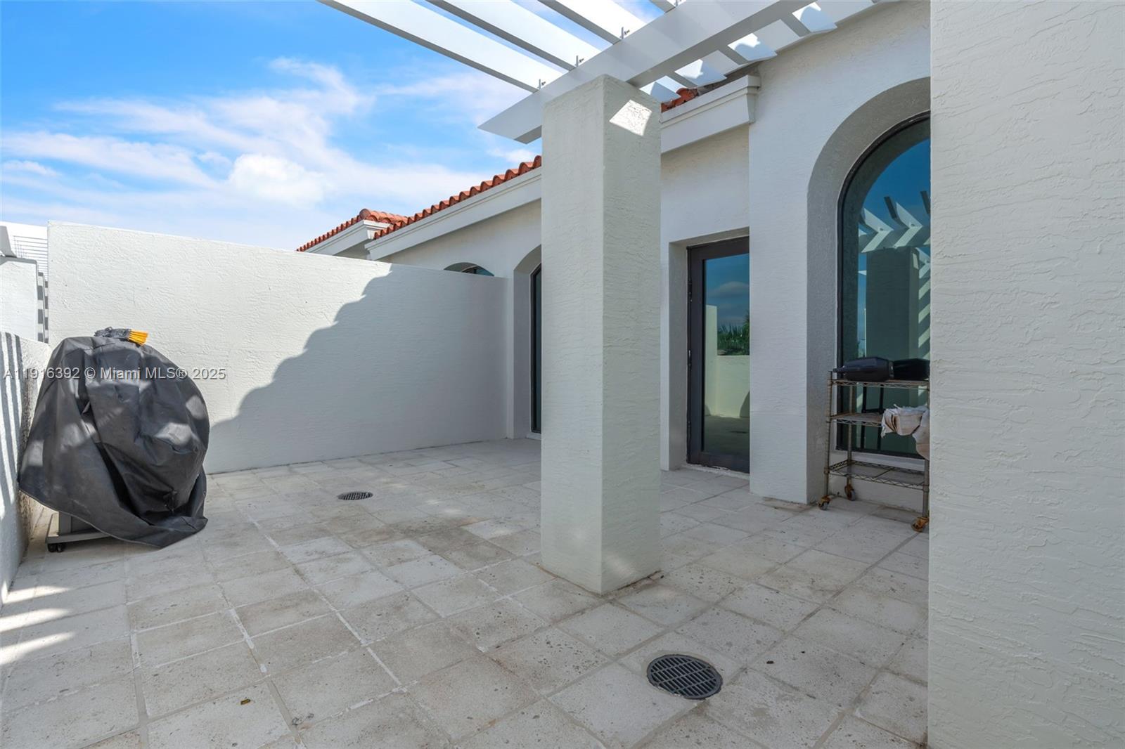 THE VILLAS AT BAY HARBOR - Residential