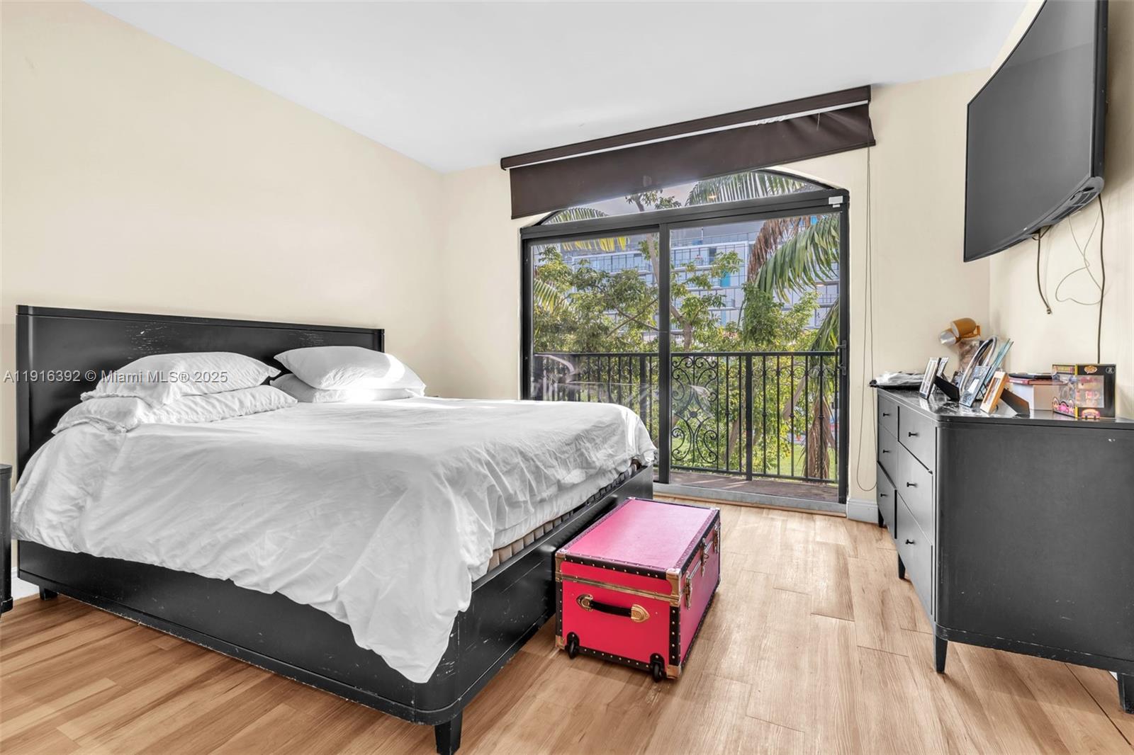 THE VILLAS AT BAY HARBOR - Residential