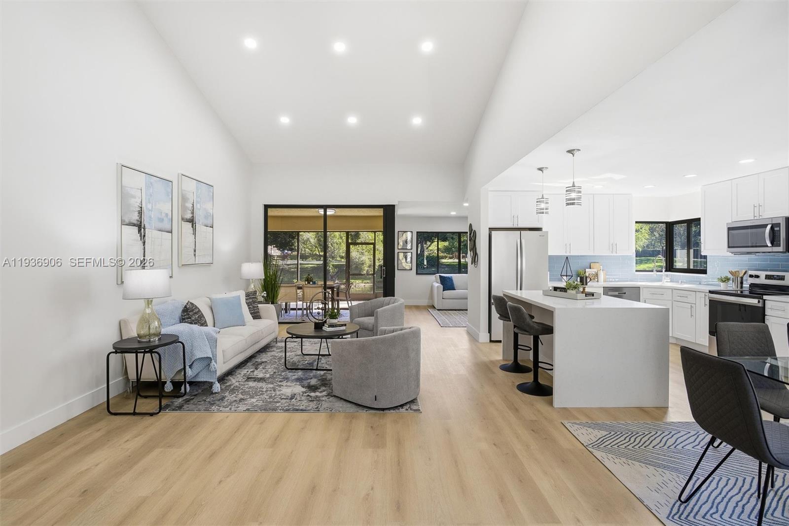 JACARANDA - Residential