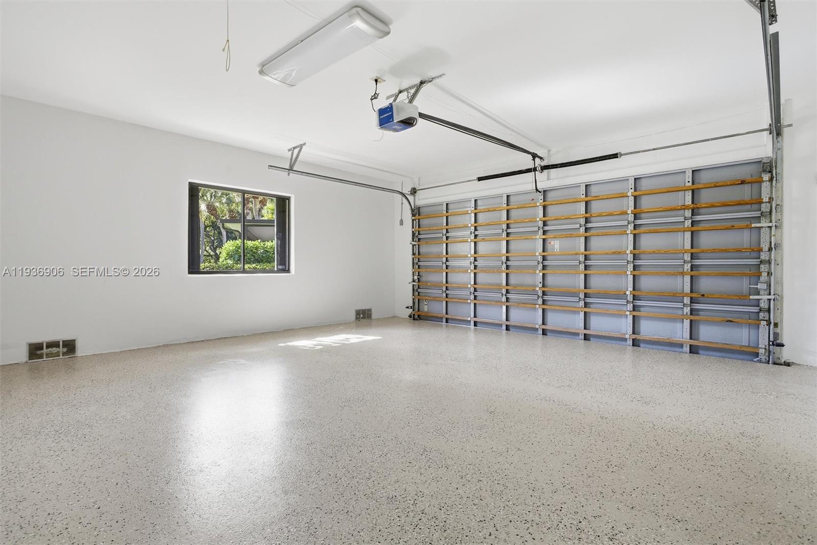 JACARANDA - Residential