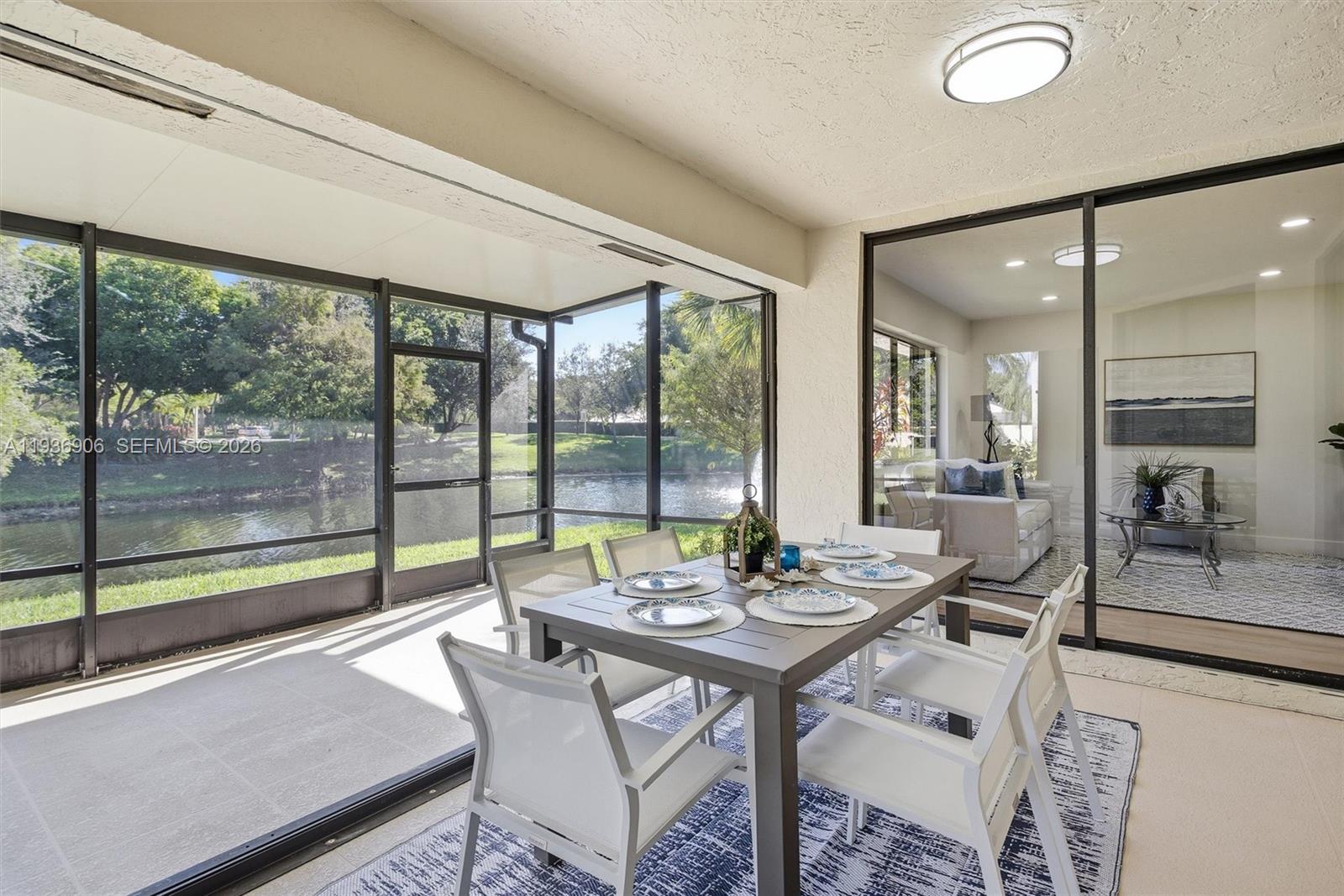 JACARANDA - Residential