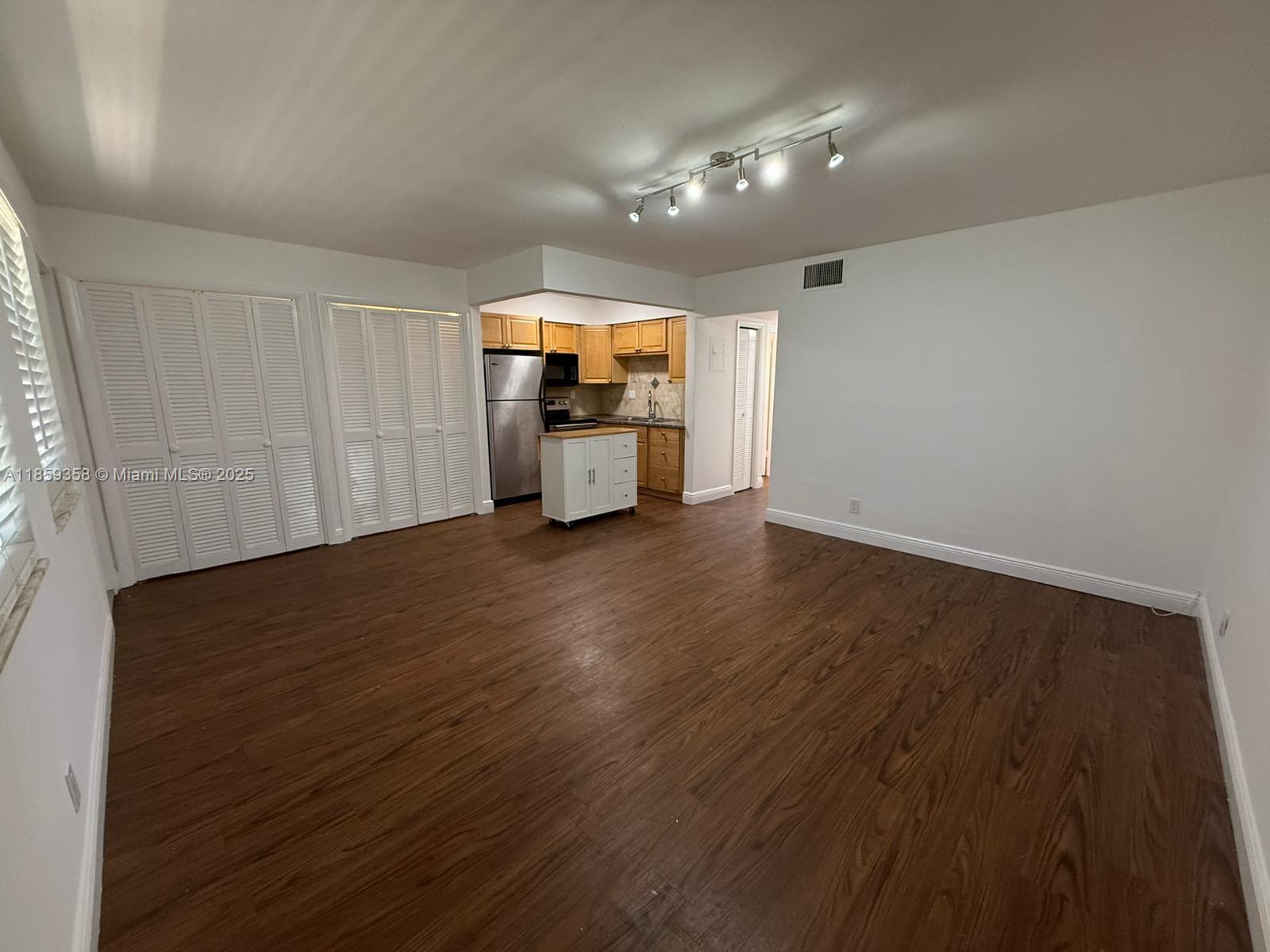 Azul at Kimberly Lake! A charming community surrounded by a high-end residential neighborhood, complete with a community clubhouse, common laundry and a heated pool. Offered here is a two bedroom, one and one half bath unit on the first floor. Nicely updated kitchen w/ ss appliances and a granite bar seating area. Tile flooring throughout, walk in closet, updated baths, plenty of light. Pet friendly. located close to shops, entertainment, nightlife, transportation and 10min from the beaches..Freshly painted! FAST APPROVAL & VERY EASY TO SHOW!