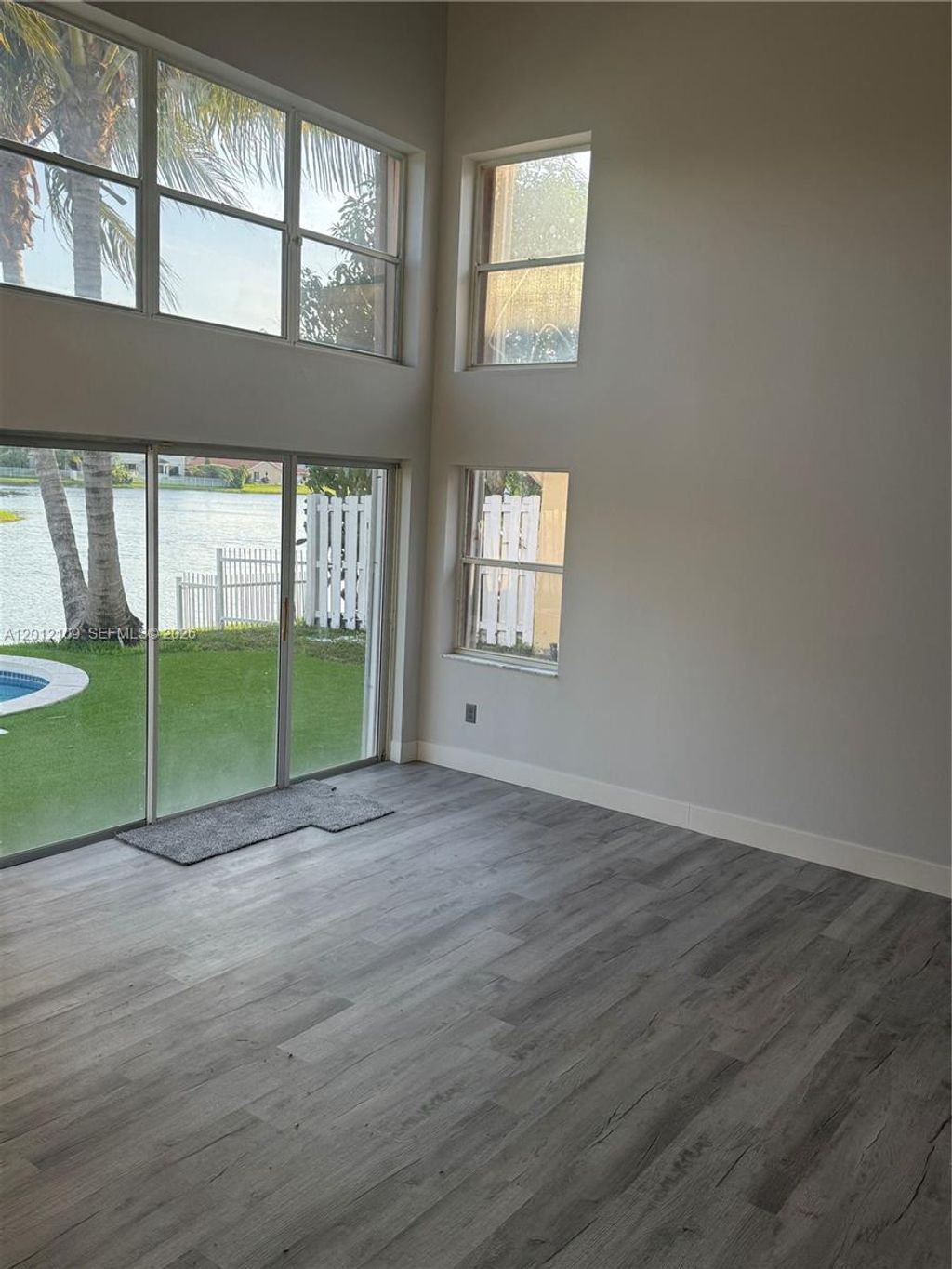 Photo of 13950 Oak Ridge Dr, Davie, FL 33325 (MLS # A12012109)