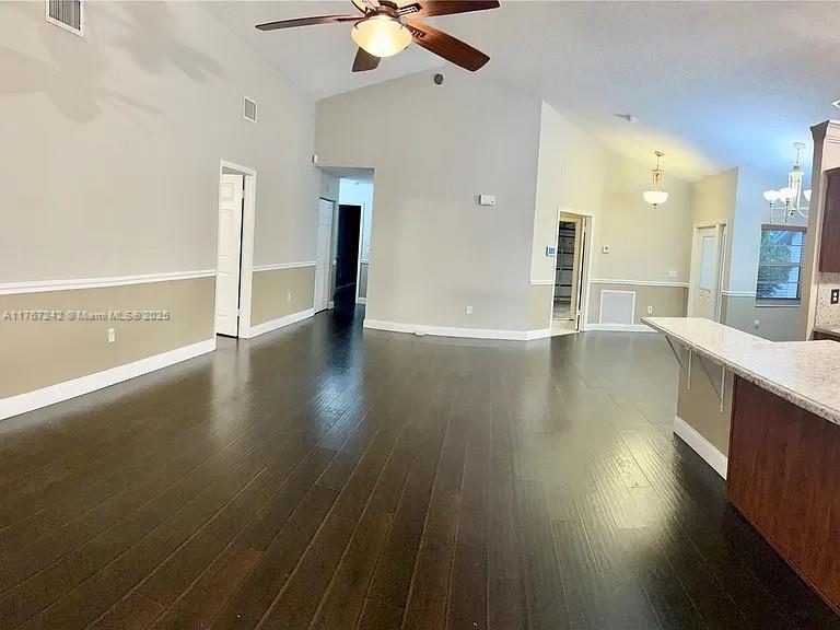 12105 NW 32nd Mnr