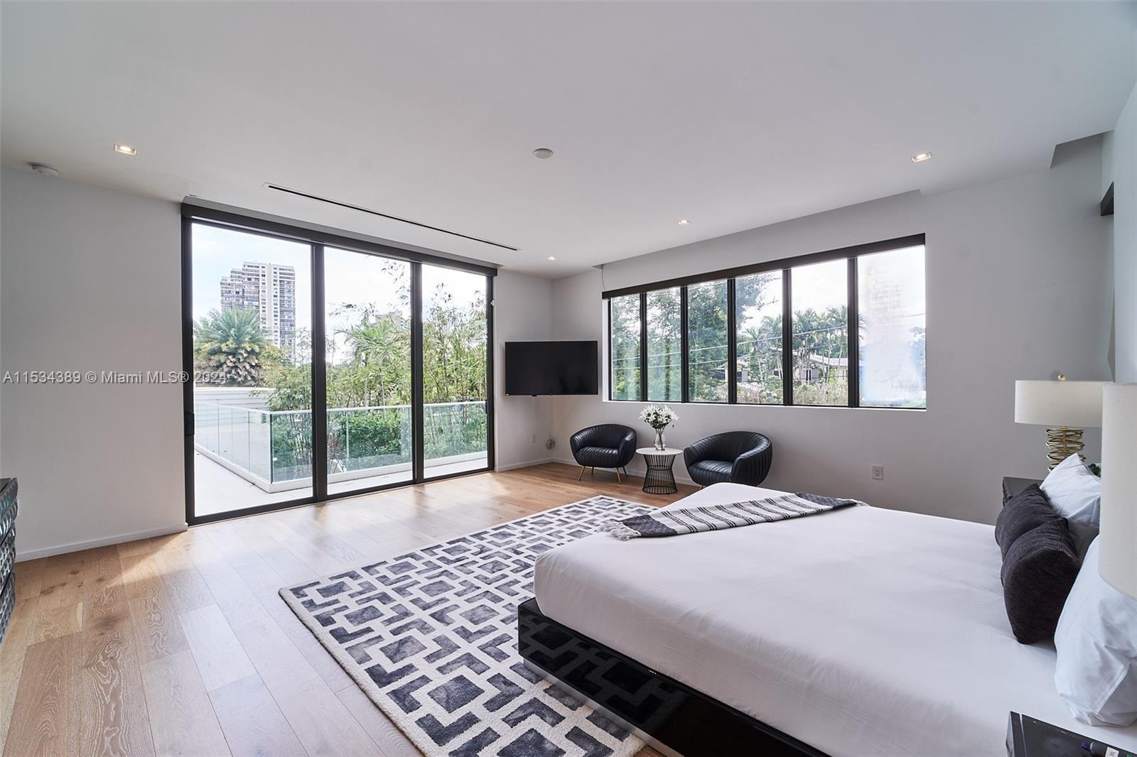 HOLLEMAN PARK - Residential