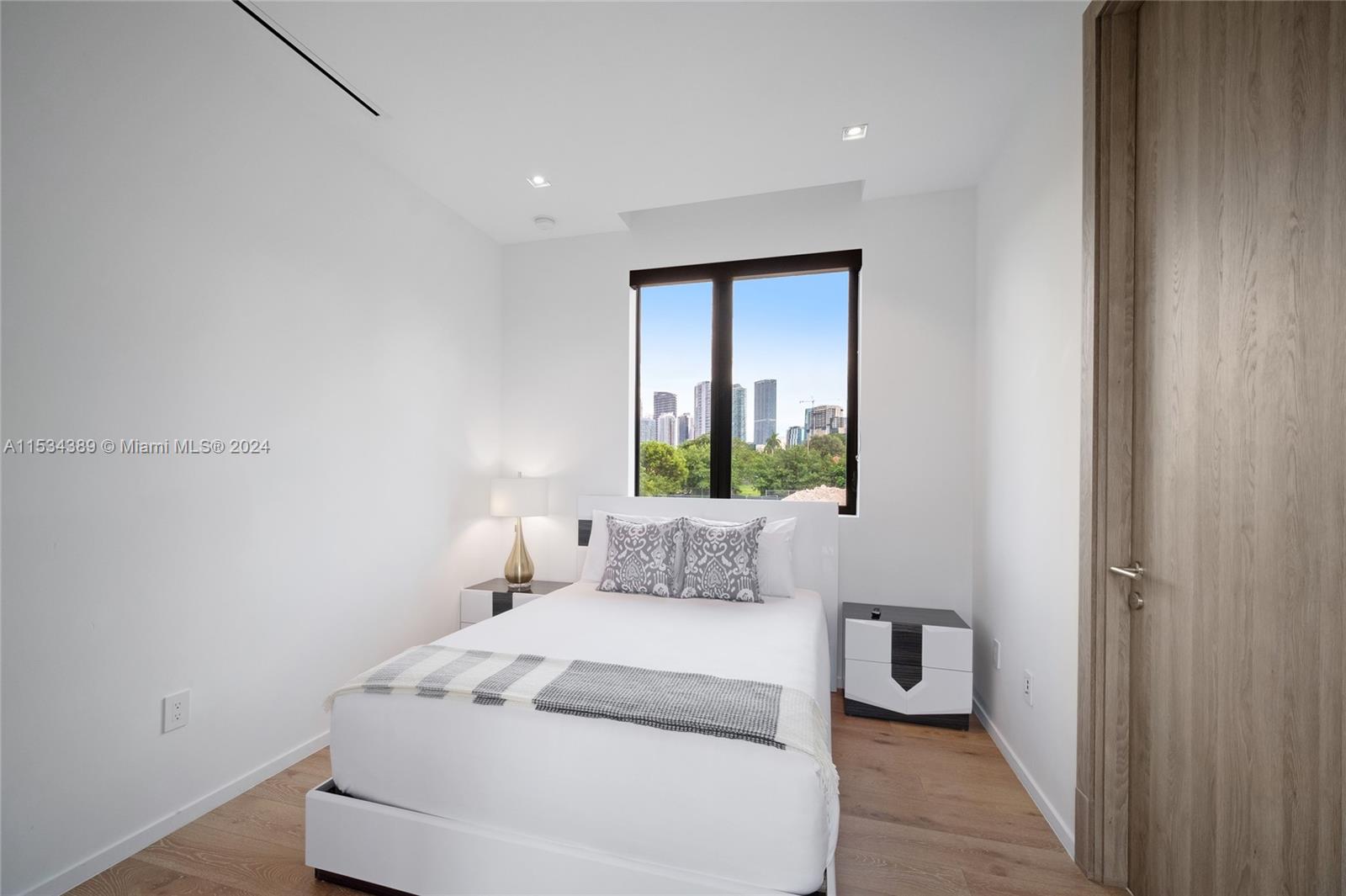 HOLLEMAN PARK - Residential