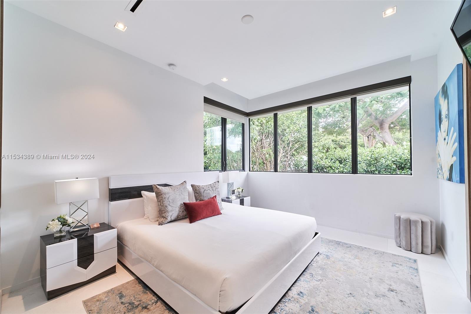 HOLLEMAN PARK - Residential